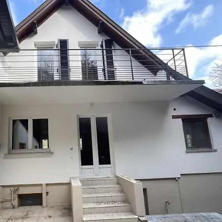 Holiday home Au Paradis Des 4 Saisons